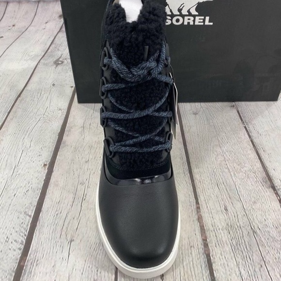 Sorel boots - Picture 5 of 6